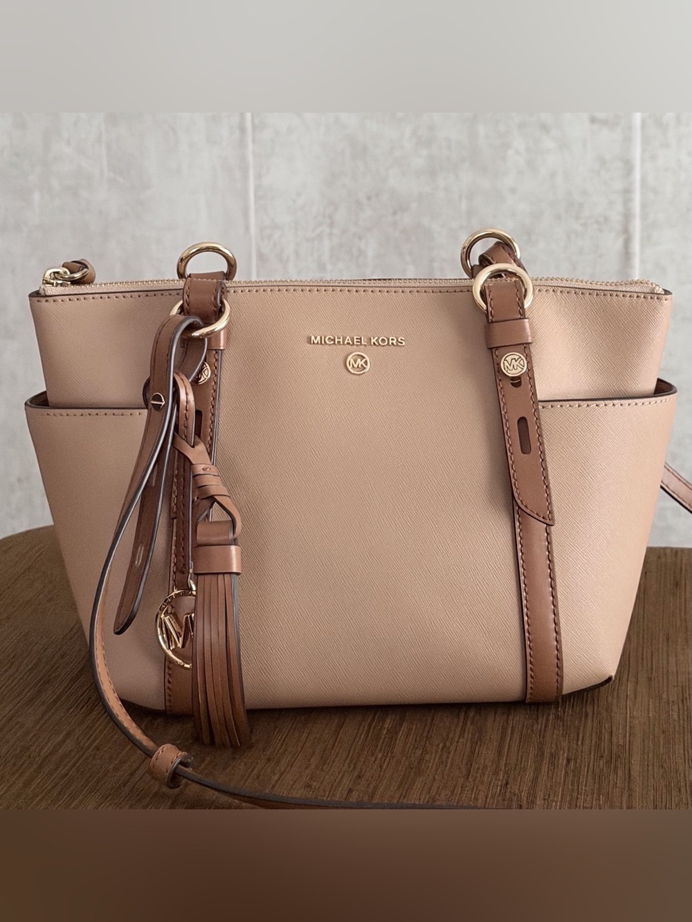 Michael Kors Sullivan Small Saffiano Leather Two Tone Top Zip Shoulder Tote Bag